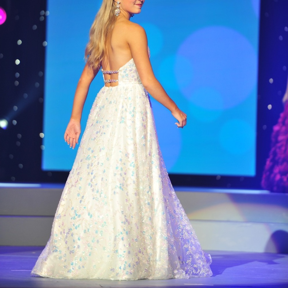 Stunning Sherri Hill Ballgown, Size 00